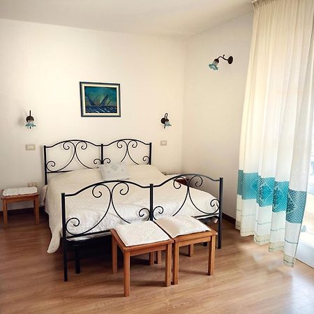 B&B Tre - Rooms & Relax Oristano Eksteriør billede