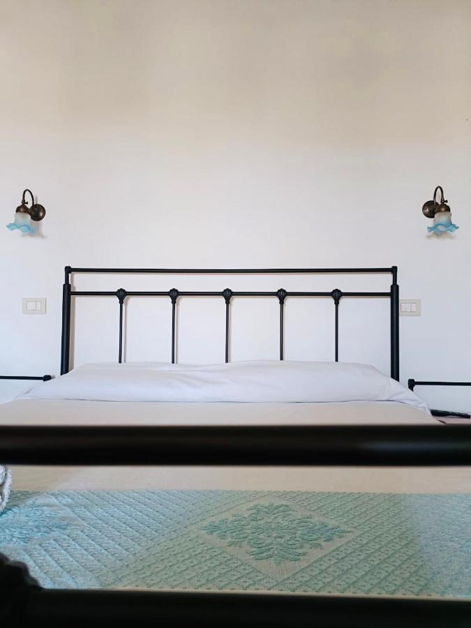 B&B Tre - Rooms & Relax Oristano Eksteriør billede